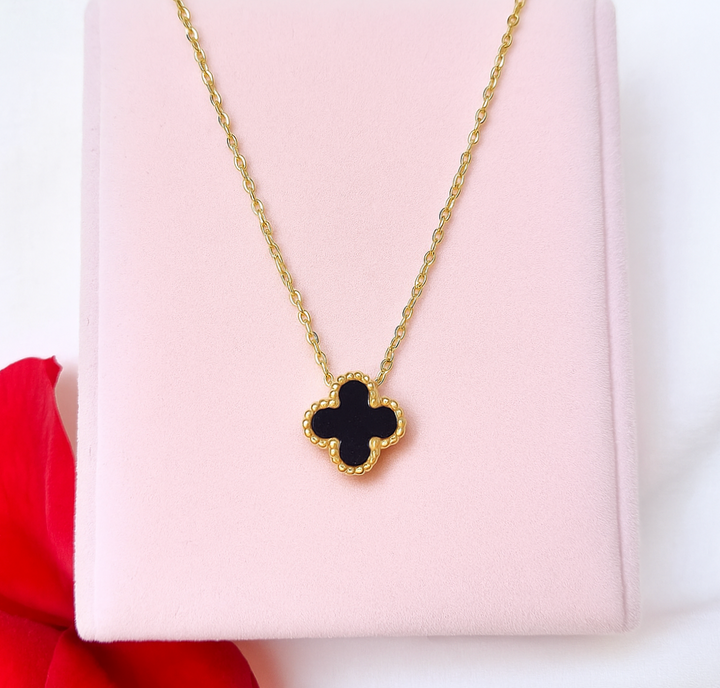Gleesa Lucky Clover Necklace